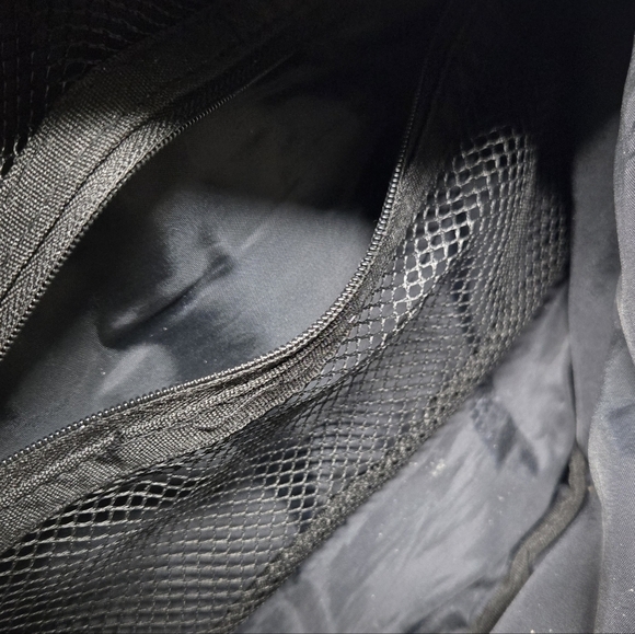 2024 Disney Lilo & Stich And Scrump Green Belt Bag - Picture 5 of 5